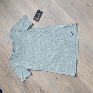 SizeXS NEW Nike top
